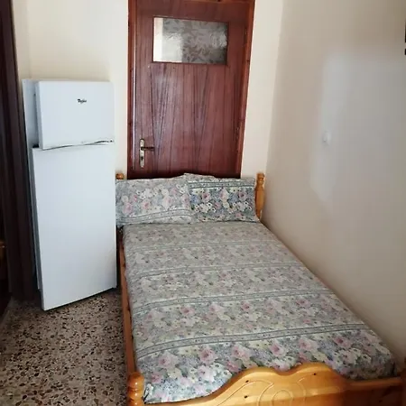 Aparthotel ο ακλόνητος 3*