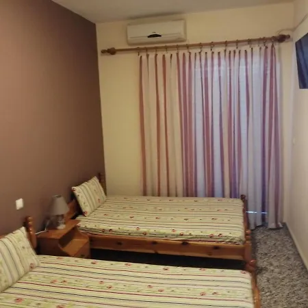 Aparthotel ο ακλόνητος Néa Meságkala
