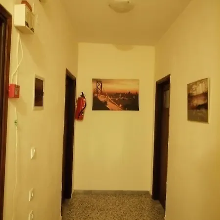 ο ακλόνητος Aparthotel Néa Meságkala