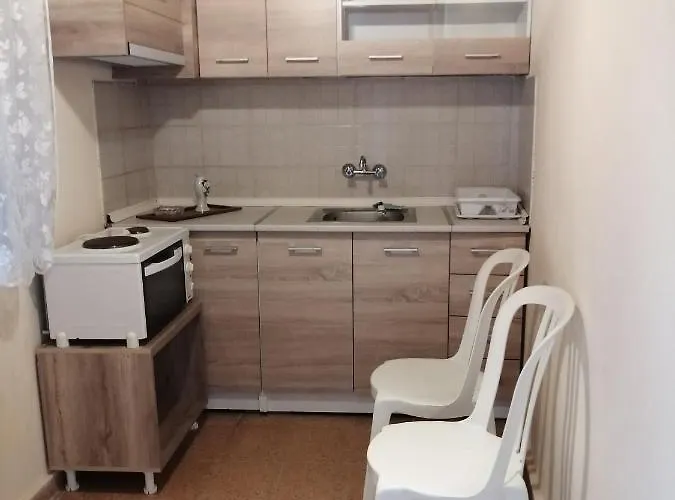 ο ακλόνητος 3*